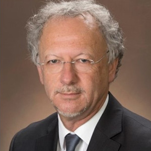 Prof. Dr. Fernand de Varennes